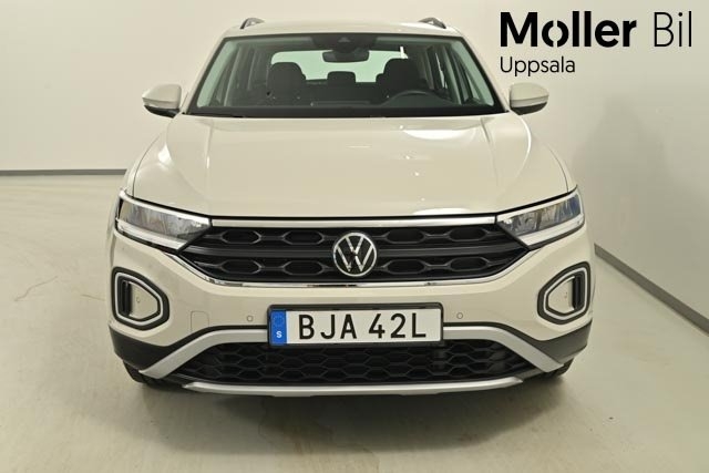 Volkswagen T-Roc 1.0 TSI 110hk 2023, bild 3/10