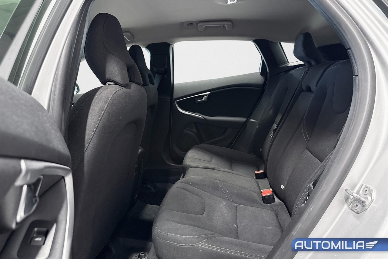 Volvo V40 D2 Business, senssorer Euro 6 2017, bild 4/10