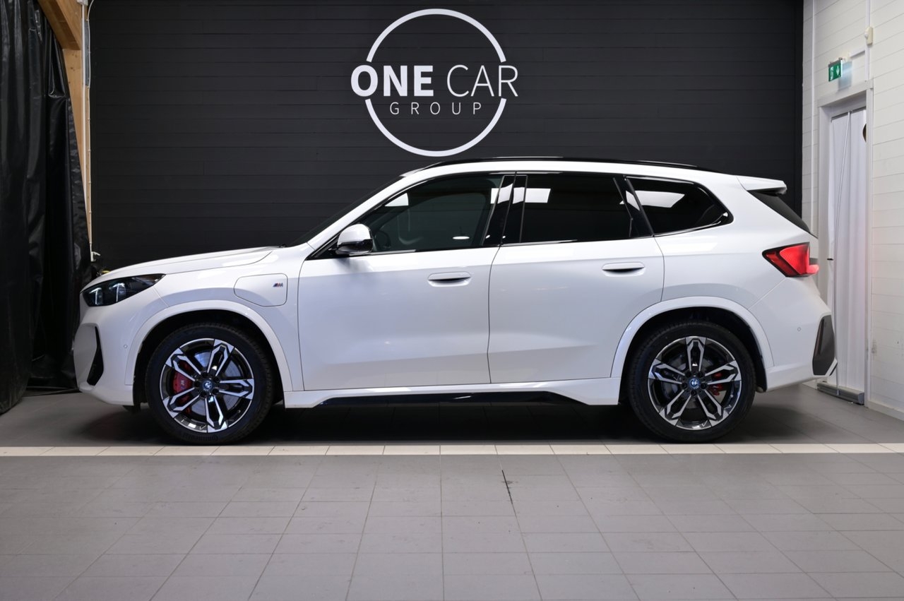 BMW X1 xDrive30e M Sport Pro 2025, bild 4/10