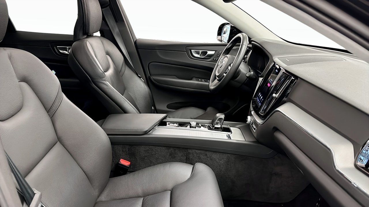 Volvo XC60 2025, bild 3/13