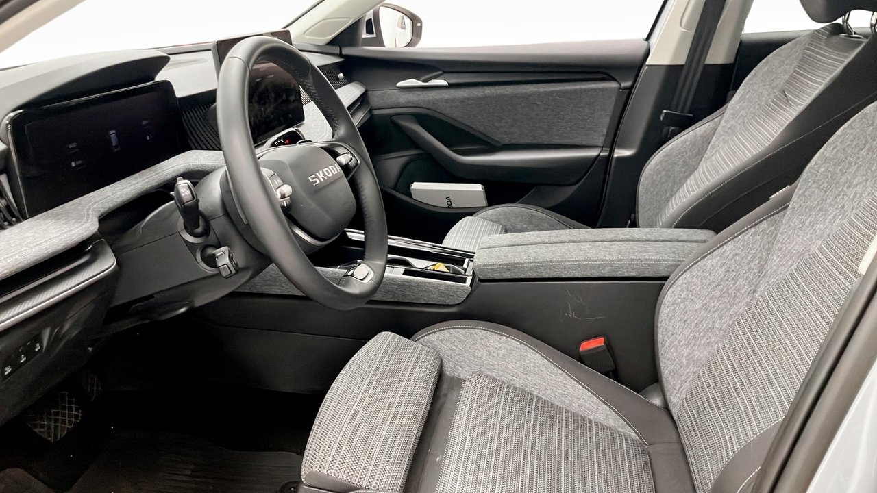 Skoda Superb 2026, bild 7/13