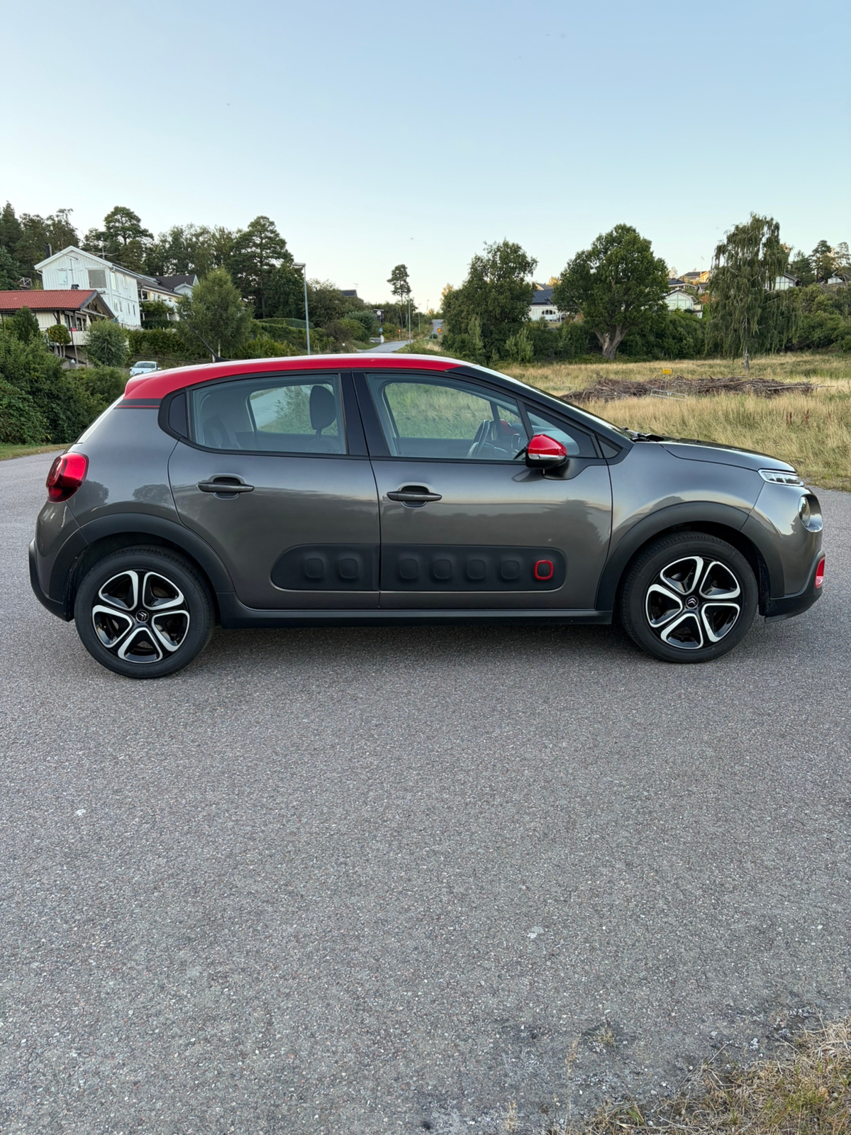Citroen C3 1.2 PureTech 82 Manuell 2018, bild 3/10