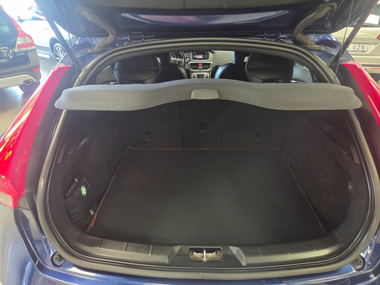 Volvo V40 2016, kuva 7/25