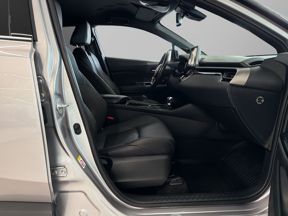 Toyota C-HR 2019, bild 7/10