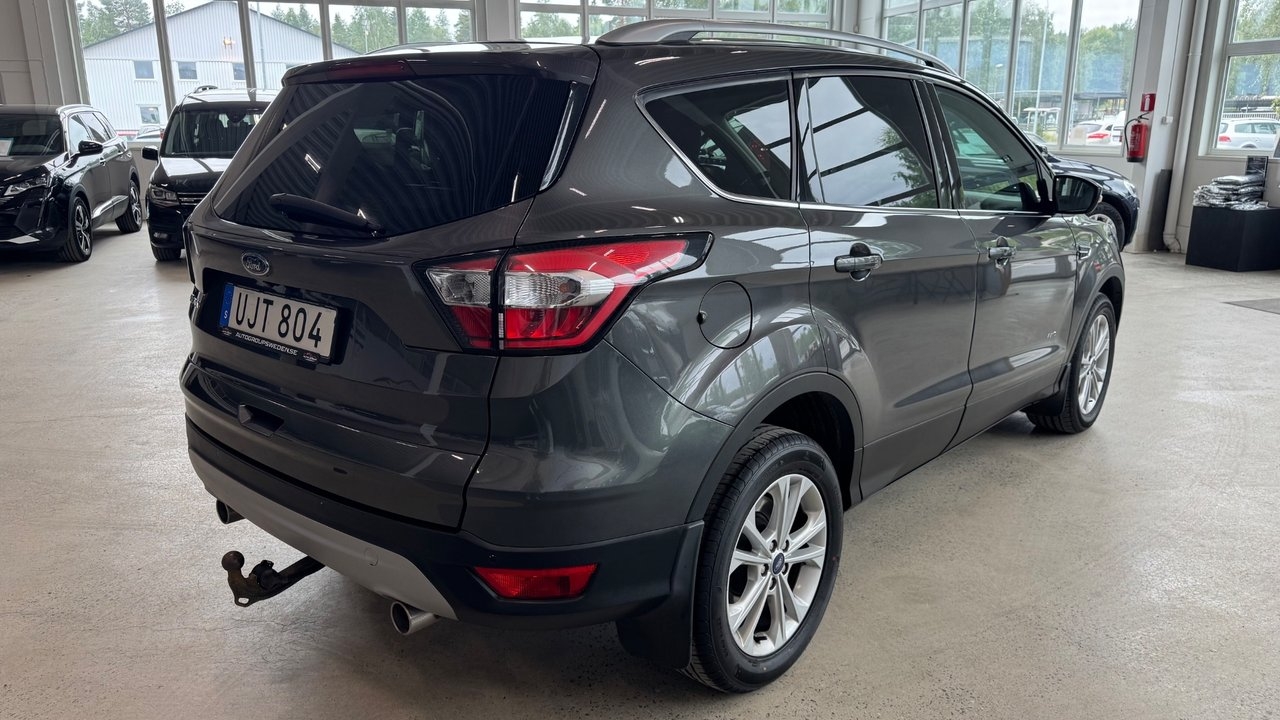 Ford Kuga 2.0 TDCi AWD Titanium 2018, photo 2/10