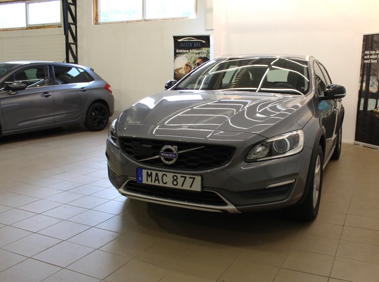 Volvo V60 Cross Country D4 AWD/ Summum 2016, bild 4/10