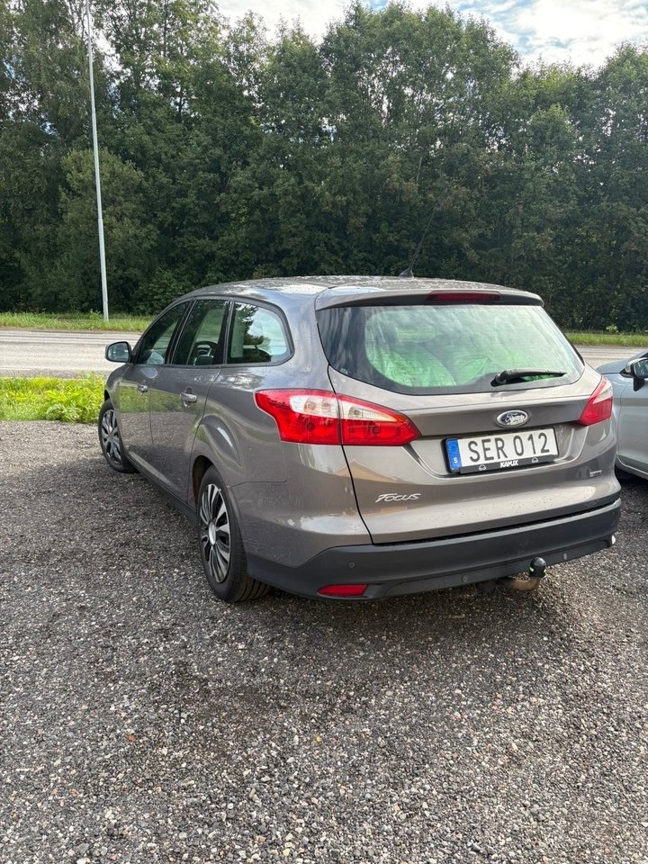 Ford Focus 2014, bild 2/4