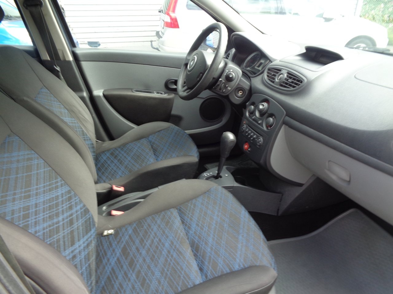 Renault Clio 5-dörrars Halvkombi 2006, bild 6/8