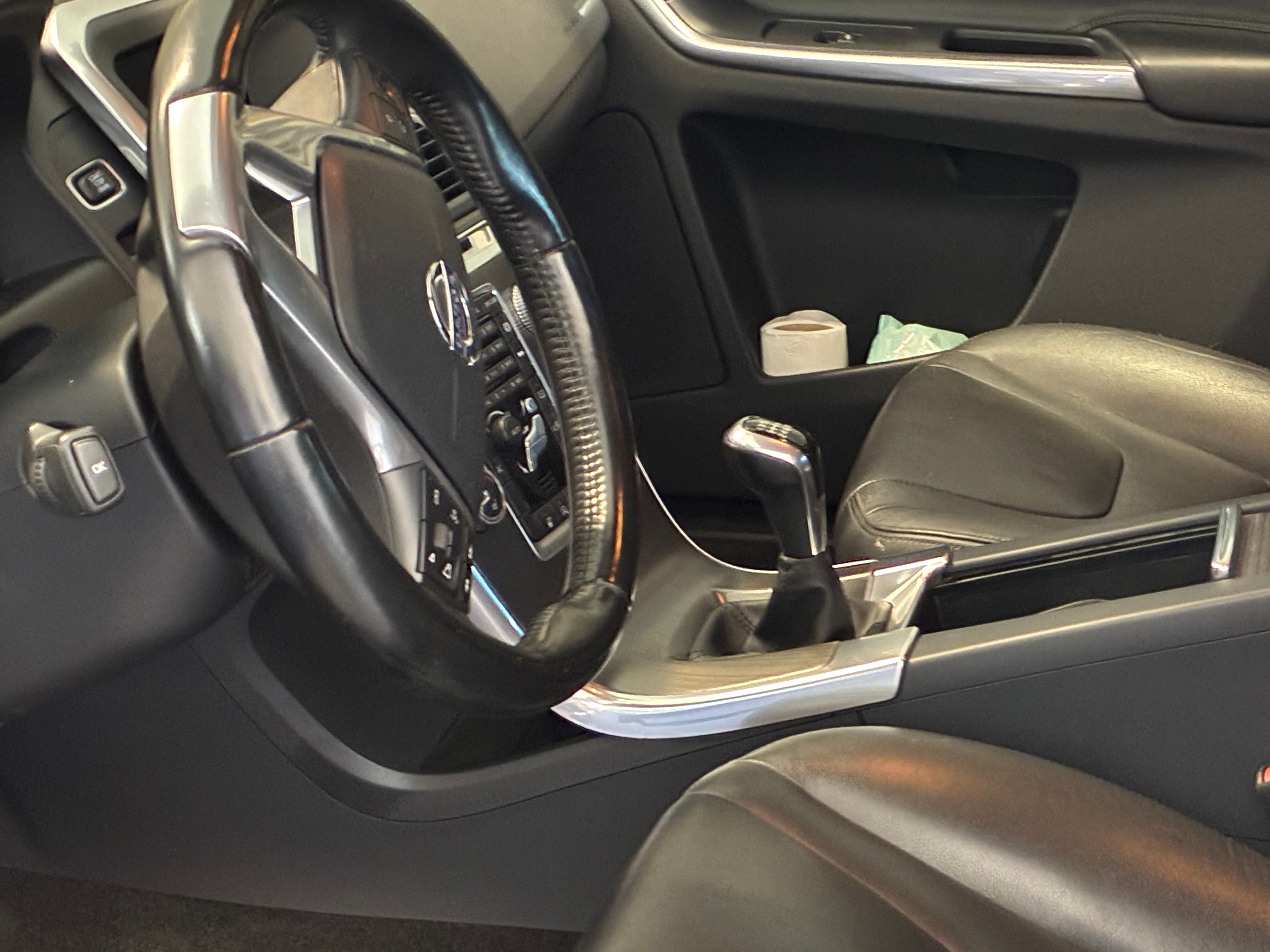 Volvo XC60 2015, kuva 6/10
