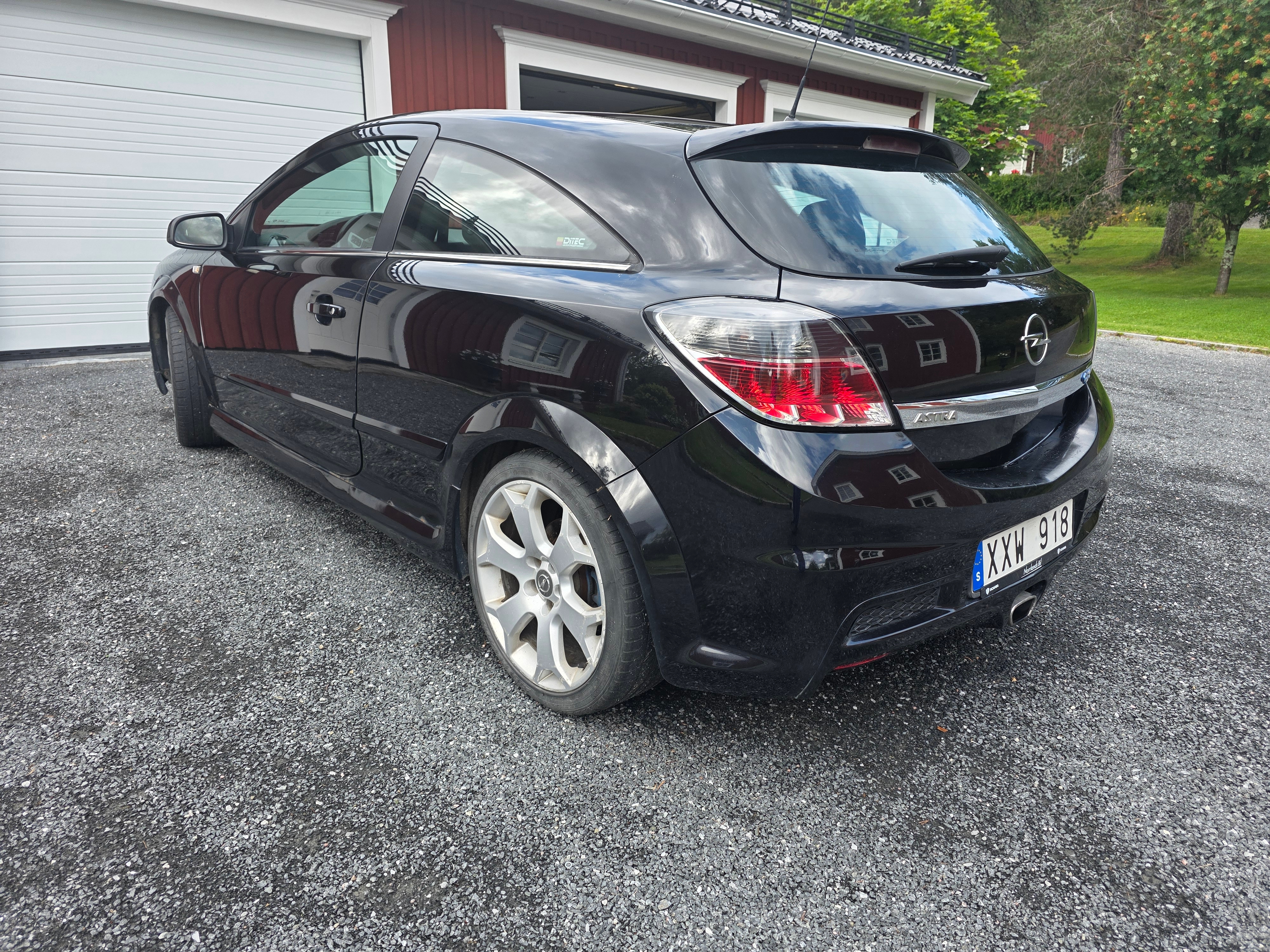Opel Astra OPC 2.0 Turbo ECOTEC Manuell 2006, bild 6/9