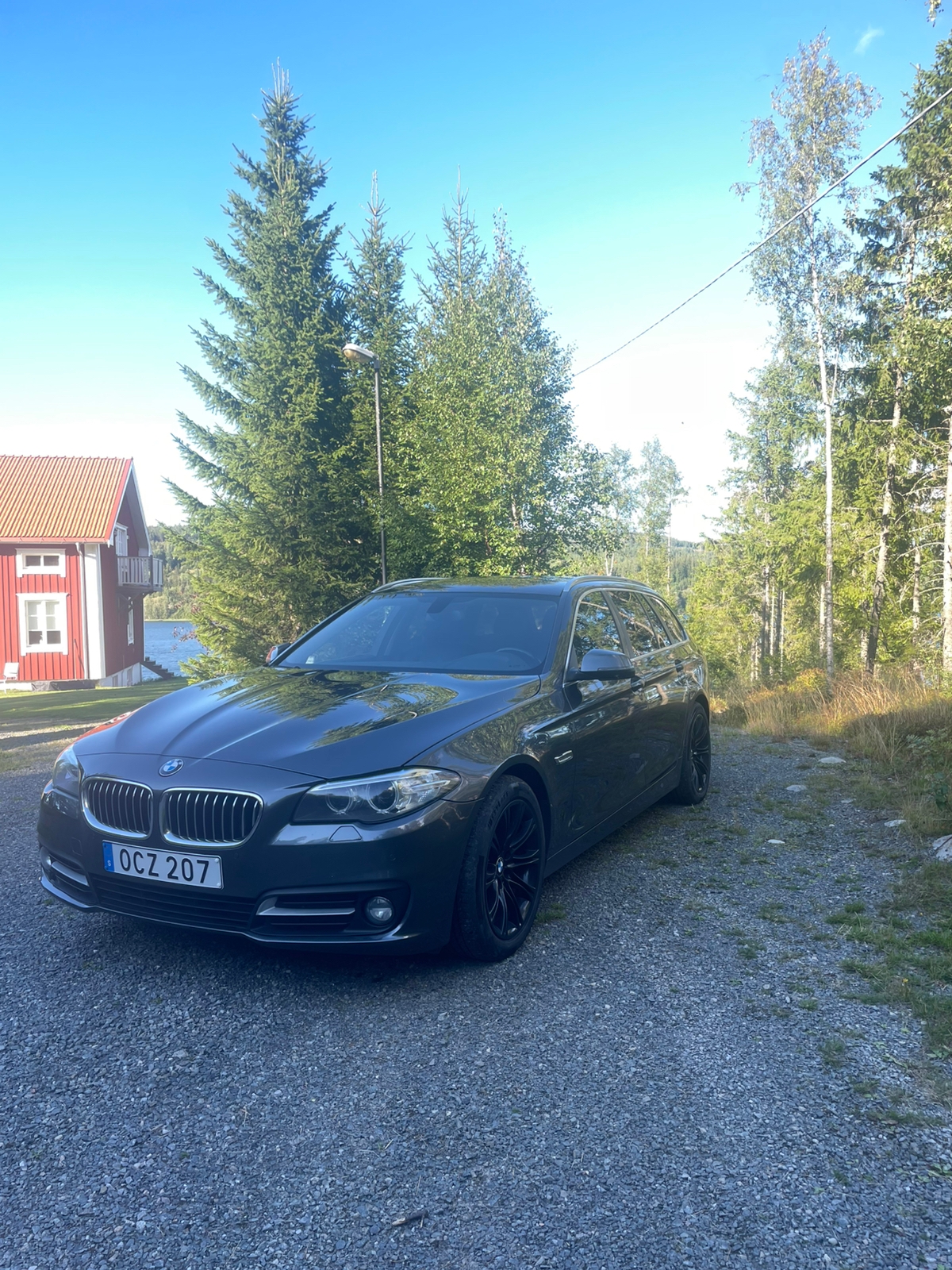 BMW 520 d xDrive Touring Steptronic 2016, kuva 2/9