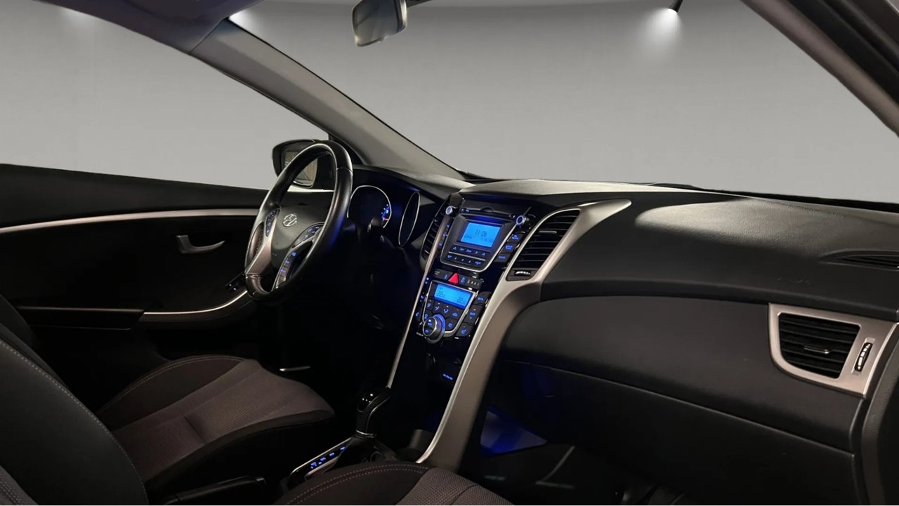 Hyundai i30 2014, kuva 7/8
