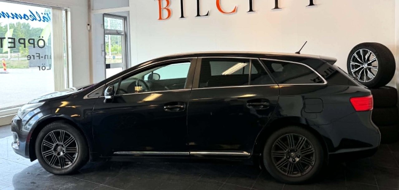 Toyota Avensis 2013, bild 5/10