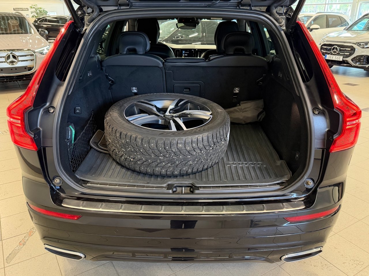 Volvo XC60 B4 AWD Geartronic R-Design 2021, bild 5/10