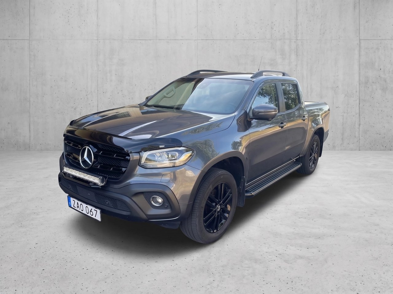 Mercedes-Benz X