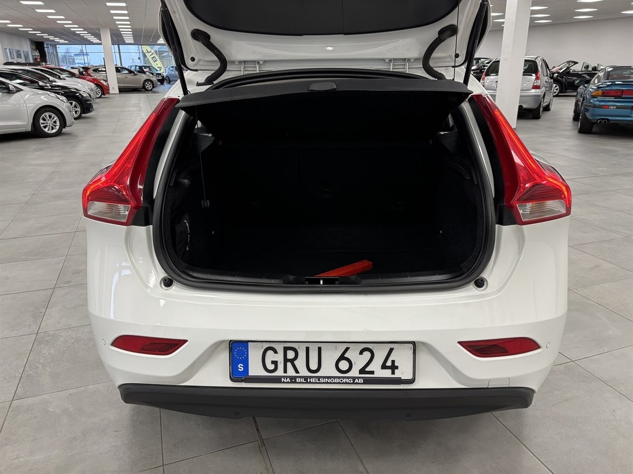 Volvo V40 2018, bild 5/10