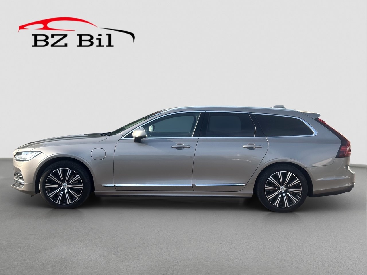 Volvo V90 2022, photo 3/10