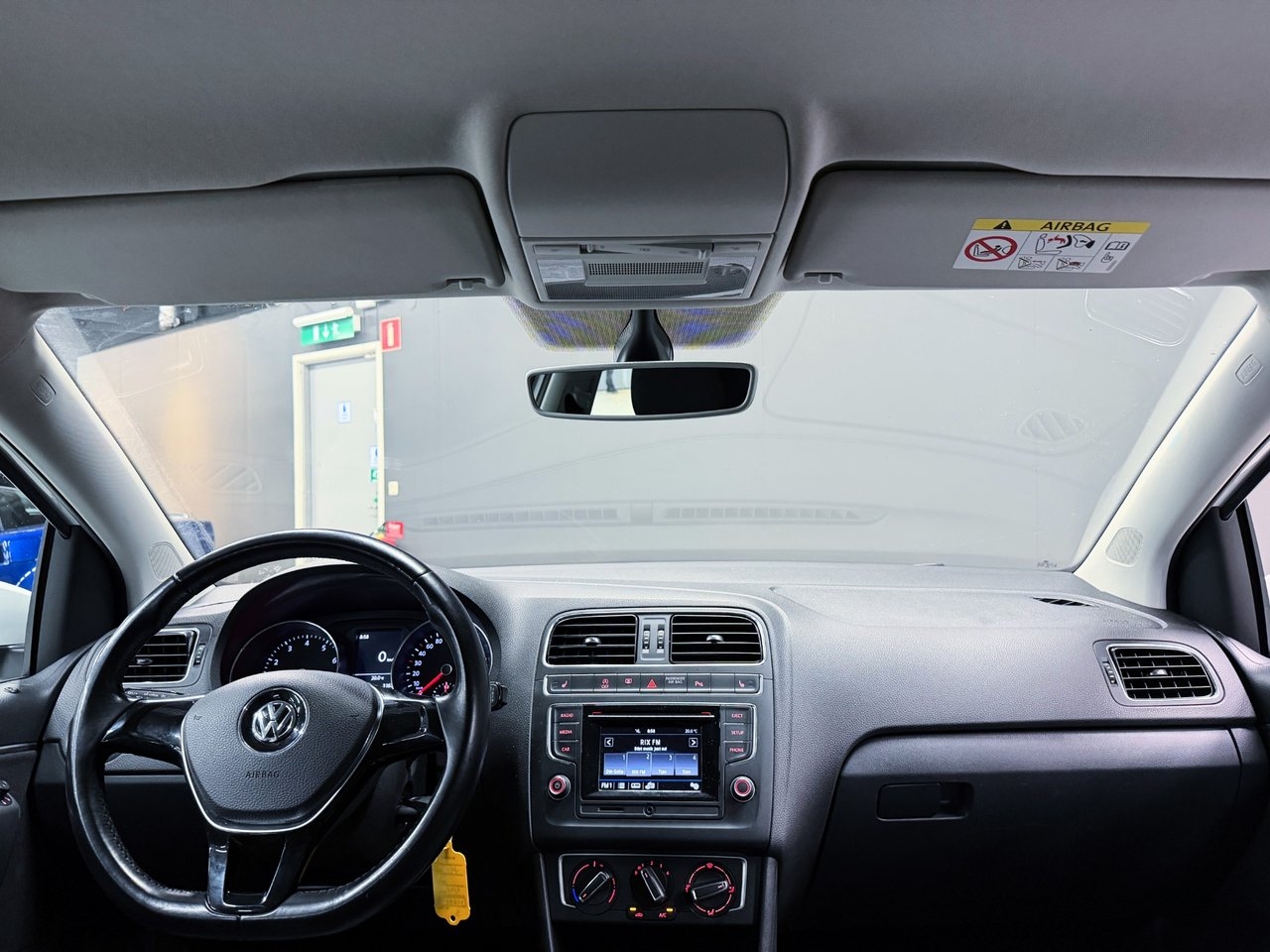 Volkswagen Polo 2017, bild 3/10
