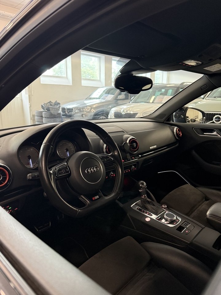 Audi S3 2015, photo 6/10