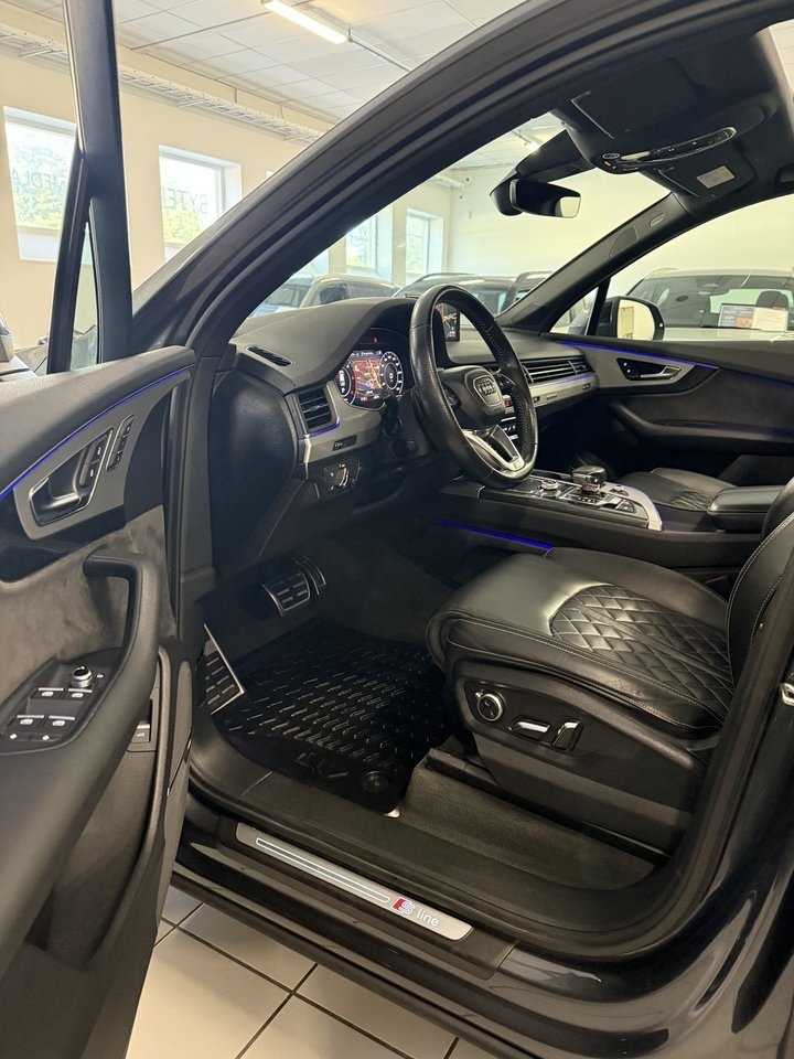 Audi Q7 3.0 TDI V6 quattro S-Line 2018, photo 6/10
