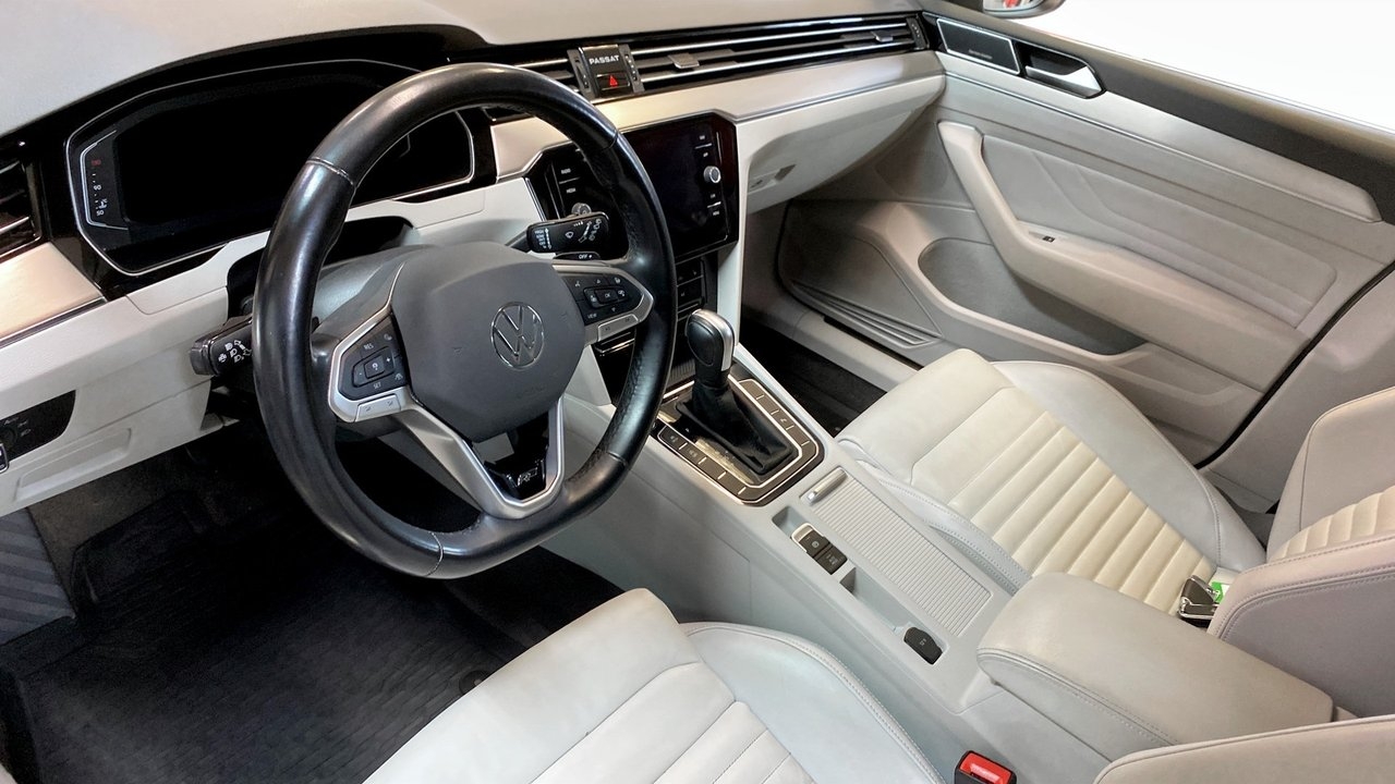 Volkswagen Passat 2022, kuva 7/10