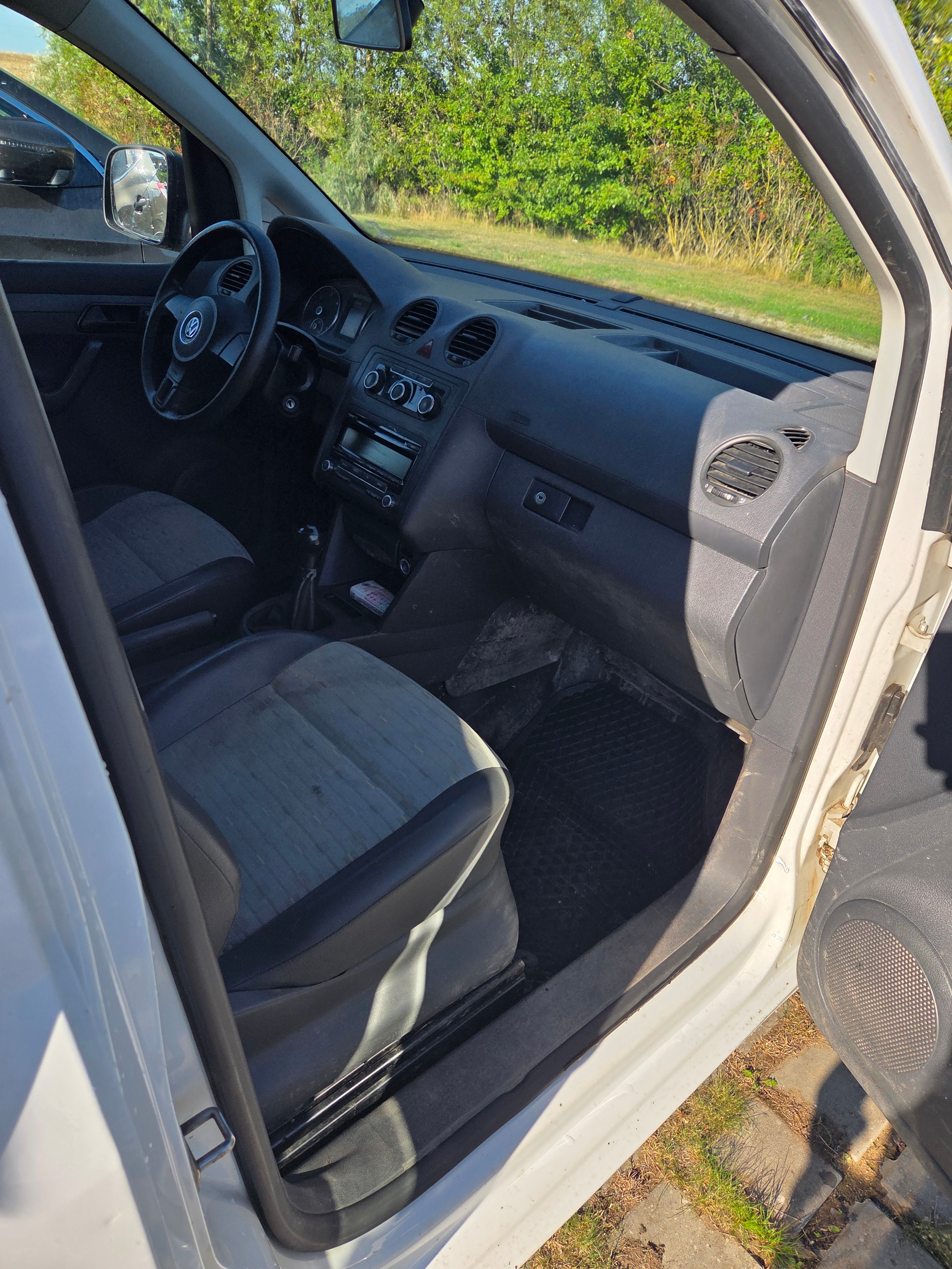 Volkswagen Caddy 2012, bild 5/7