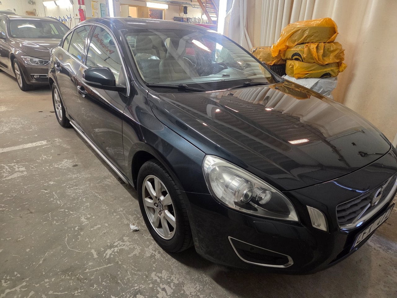 Volvo S60 T4 Powershift Momentum Euro 5 2012, kuva 6/10
