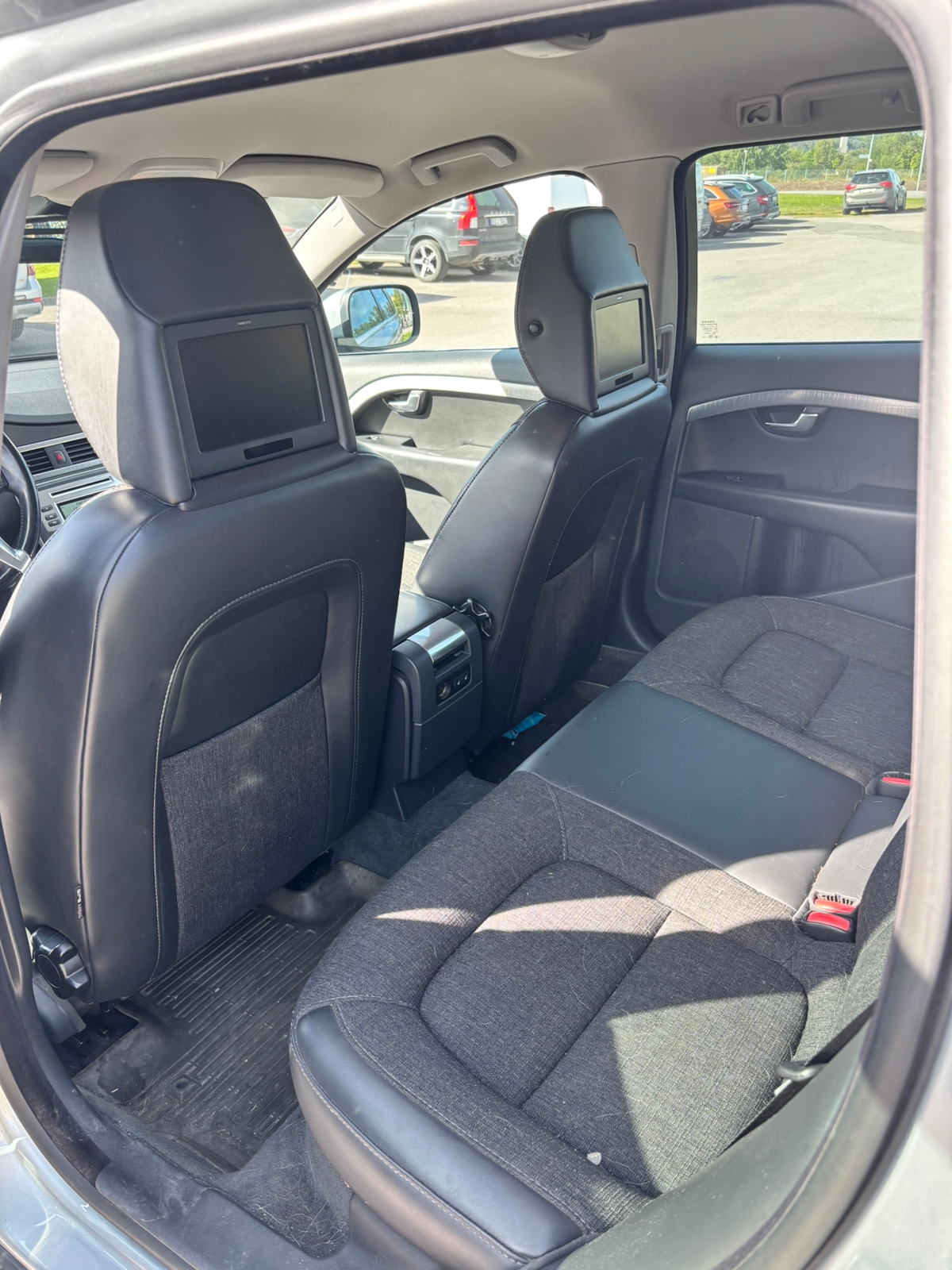 Volvo XC70 D3 AWD Geartronic 2011, kuva 6/6