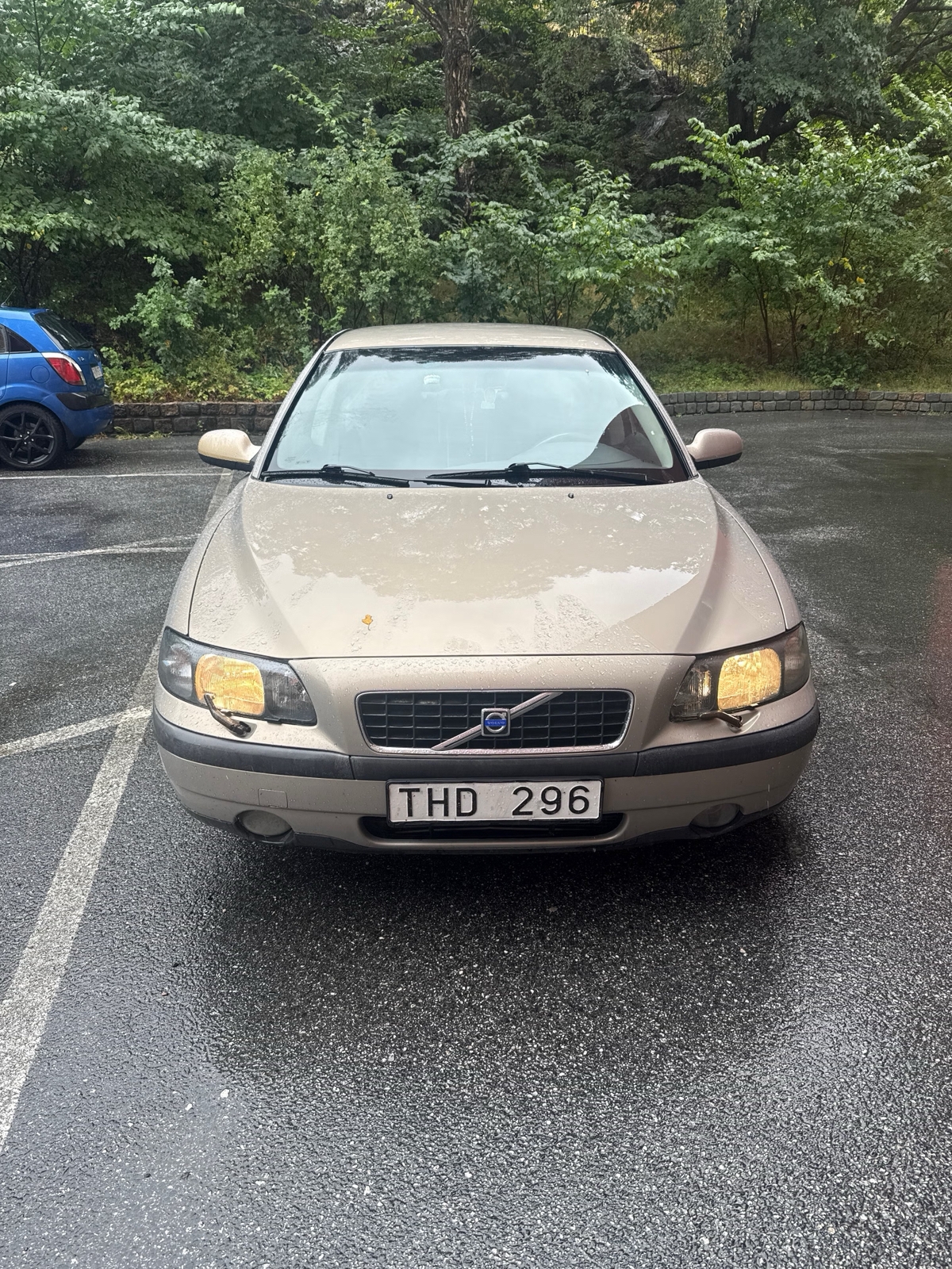 Volvo S60 2.4 Automatisk 2002, bild 3/9