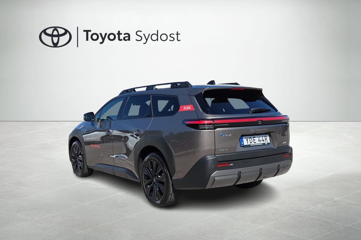 Toyota bZ4X Touring 2026, kuva 4/10