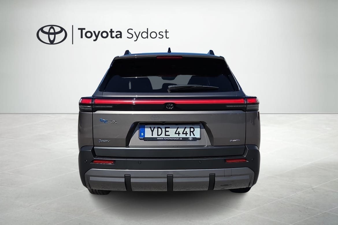 Toyota bZ4X Touring 2026, kuva 5/10