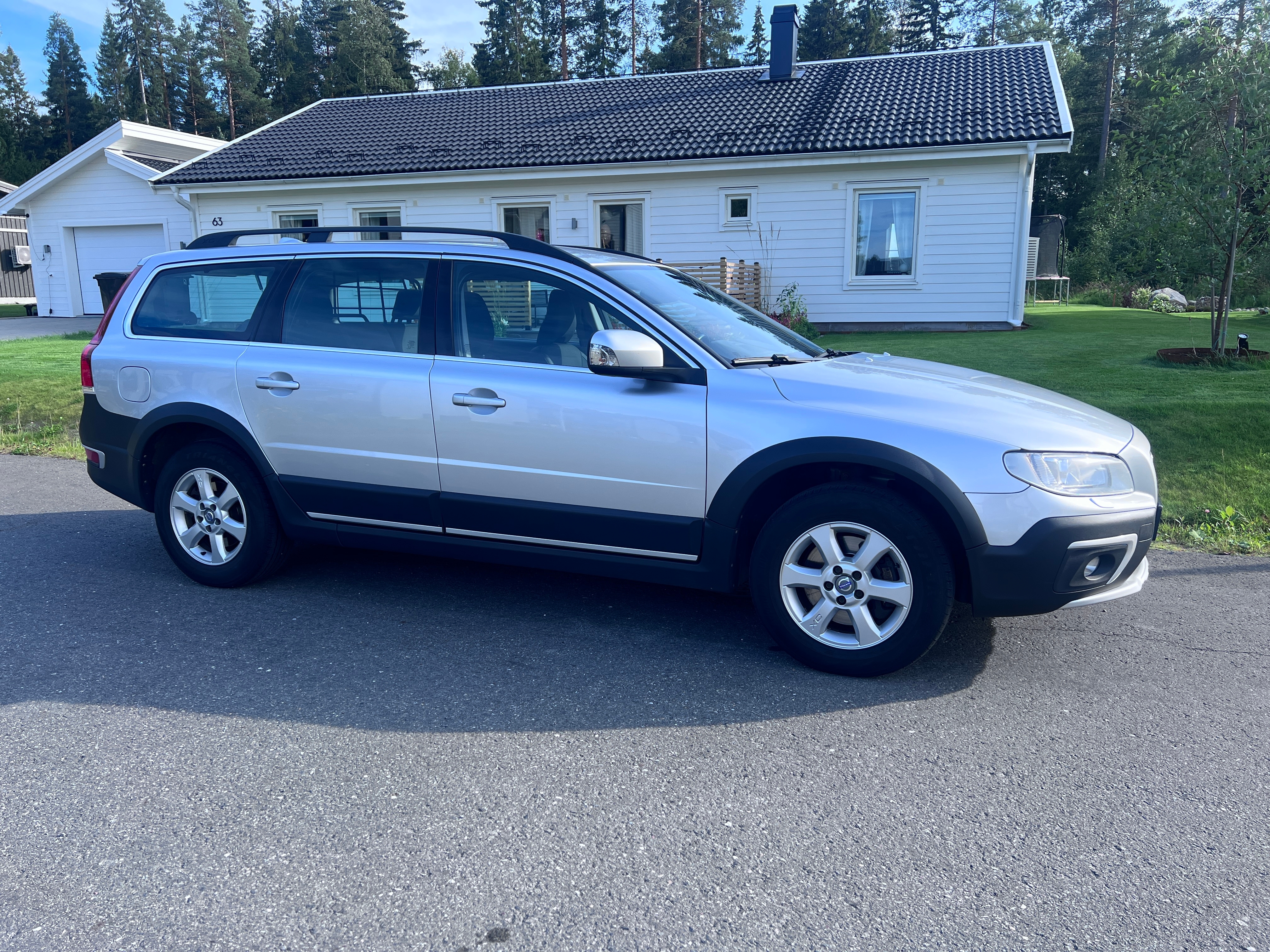 Volvo XC70 D4 AWD Geartronic 2016, bild 2/7