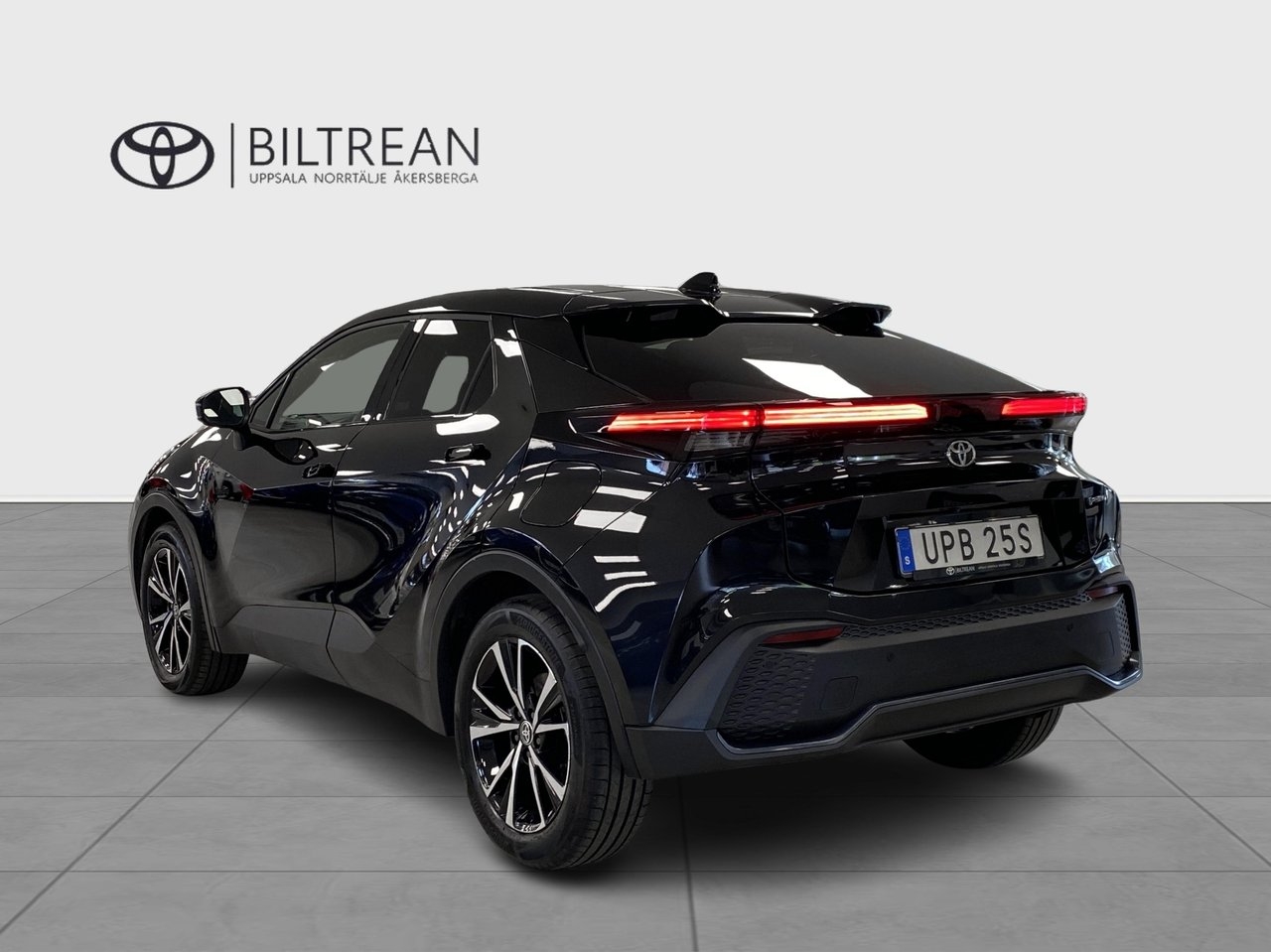 Toyota C-HR 2025, bild 2/10