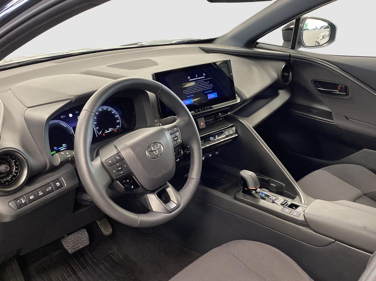 Toyota C-HR 2025, bild 7/10