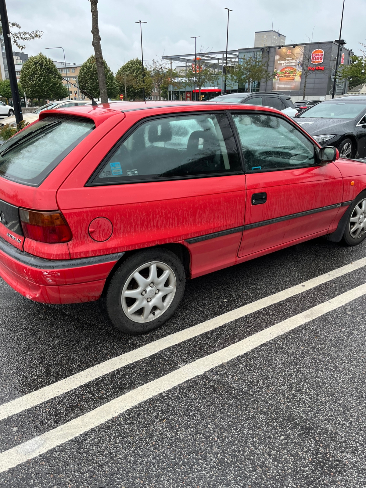 Opel Astra 3-dörrar 1.8i Manuell 1995, kuva 2/4