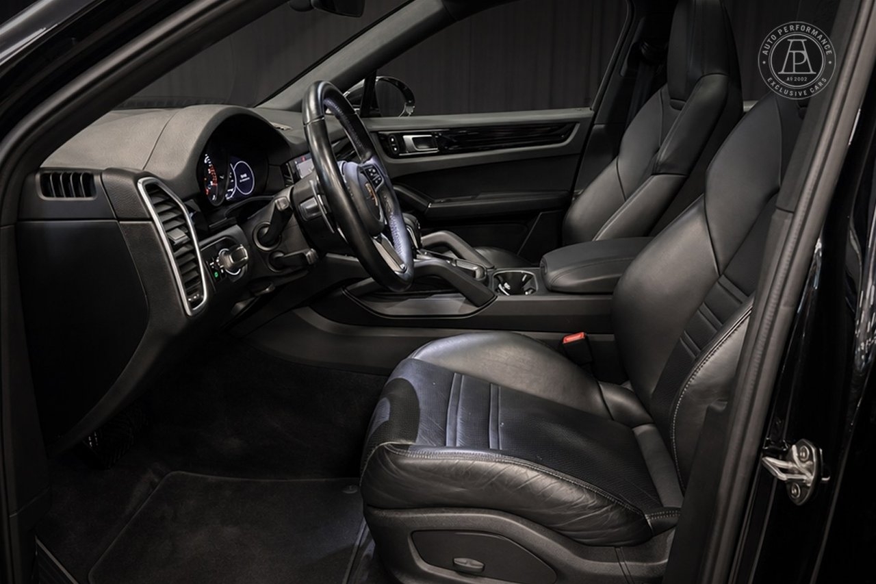Porsche Cayenne 2021, photo 6/10