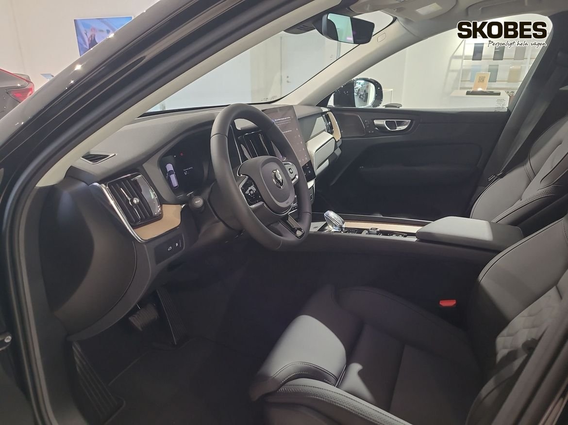 Volvo XC60 T6 Plus Dark Nordic Edition 2027, bild 7/10