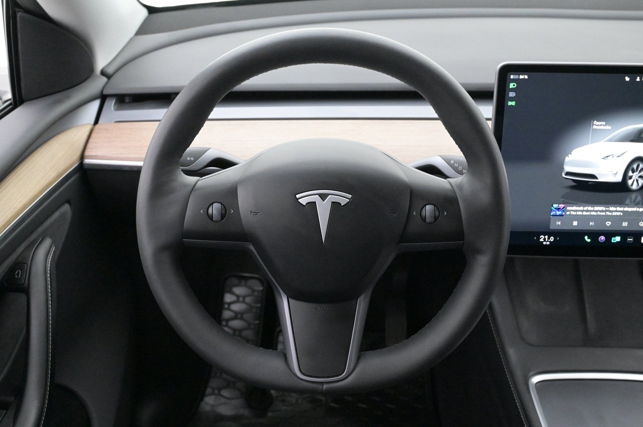 Tesla Model Y 2024, kuva 7/10