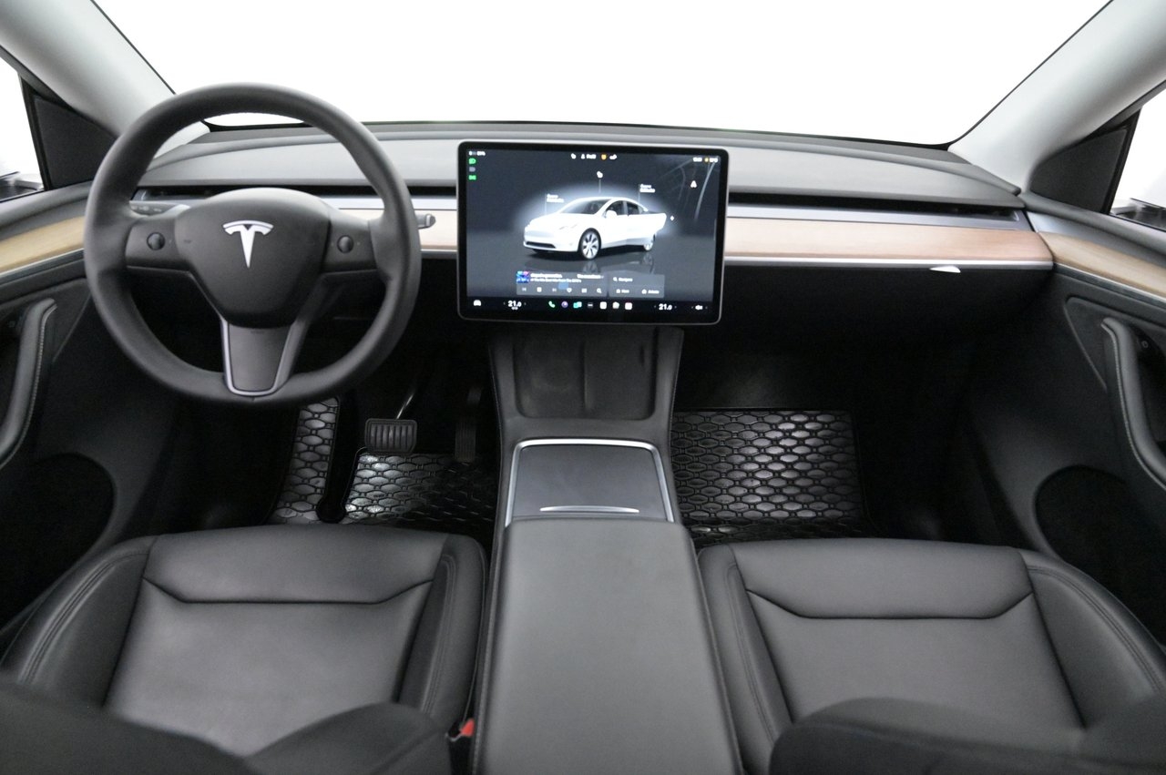 Tesla Model Y 2024, kuva 6/10