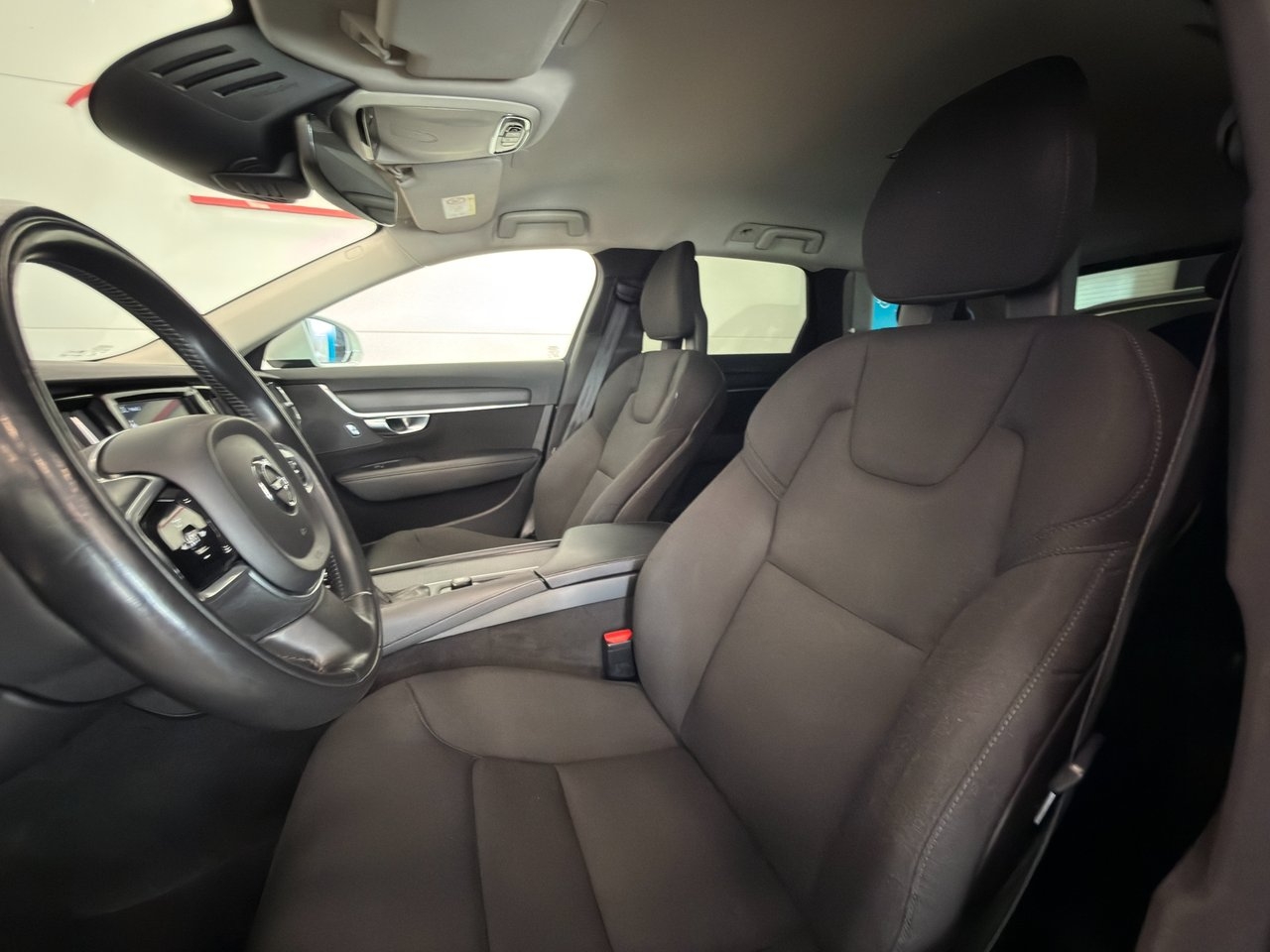 Volvo V90 2018, photo 6/10