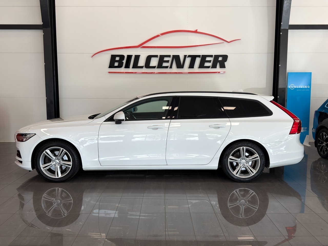Volvo V90
