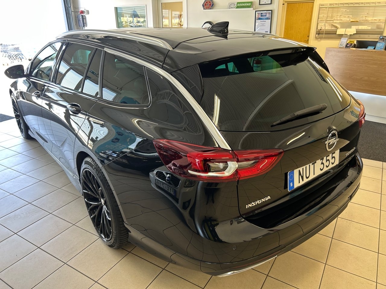 Opel Insignia 2018, kuva 3/10