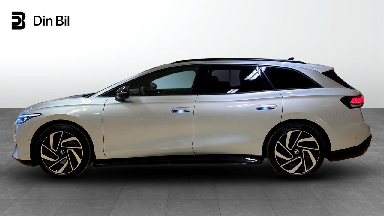 Volkswagen ID.7 TOURER PRO 77 kWh 286 hk 2025, kuva 2/10