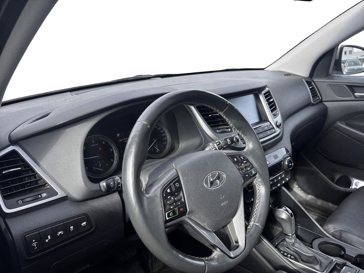 Hyundai Tucson 2.0 CRDi 4WD 2018, kuva 6/10