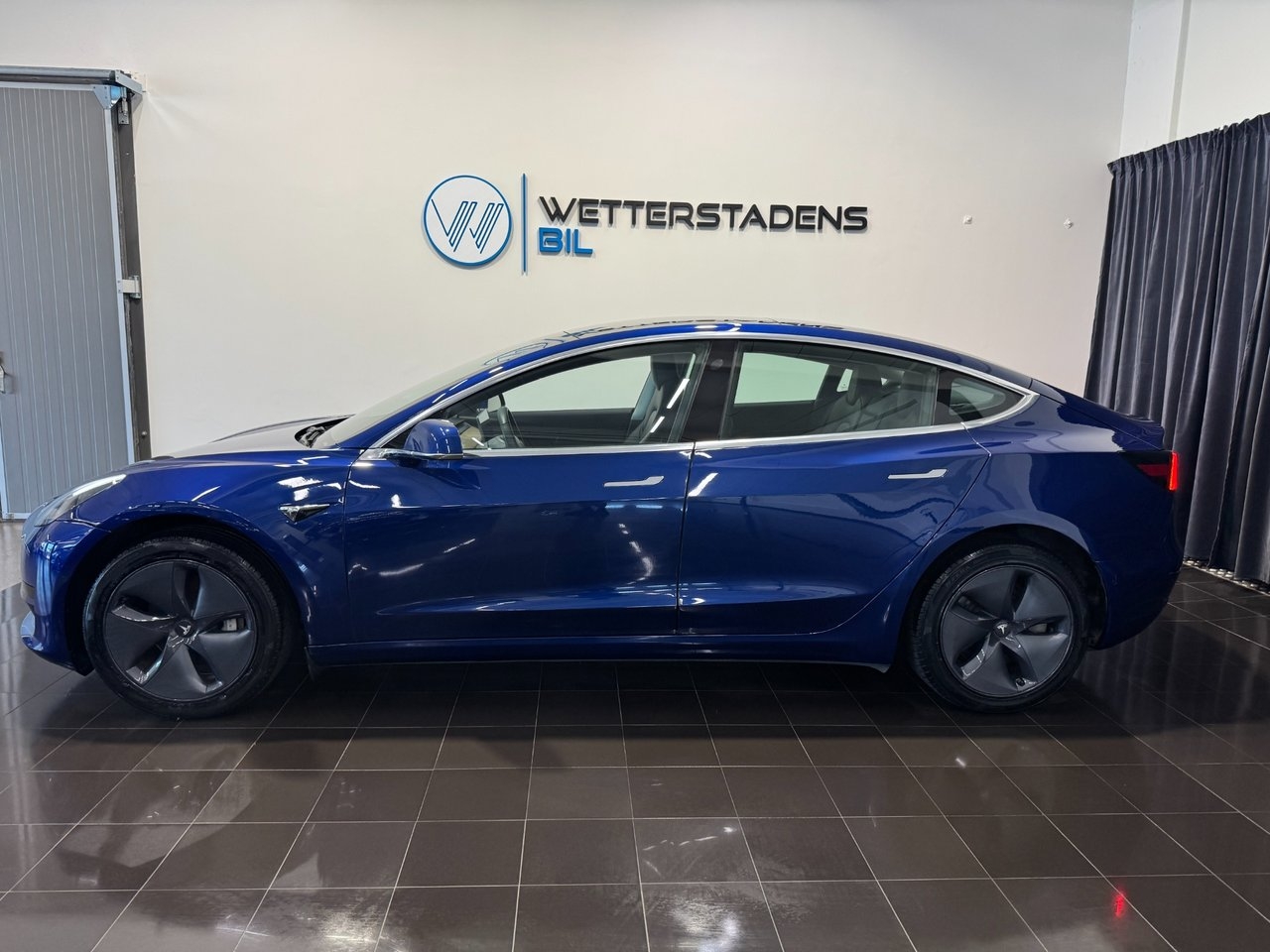 Tesla Model 3 Standard Range Plus 2019, bild 2/10