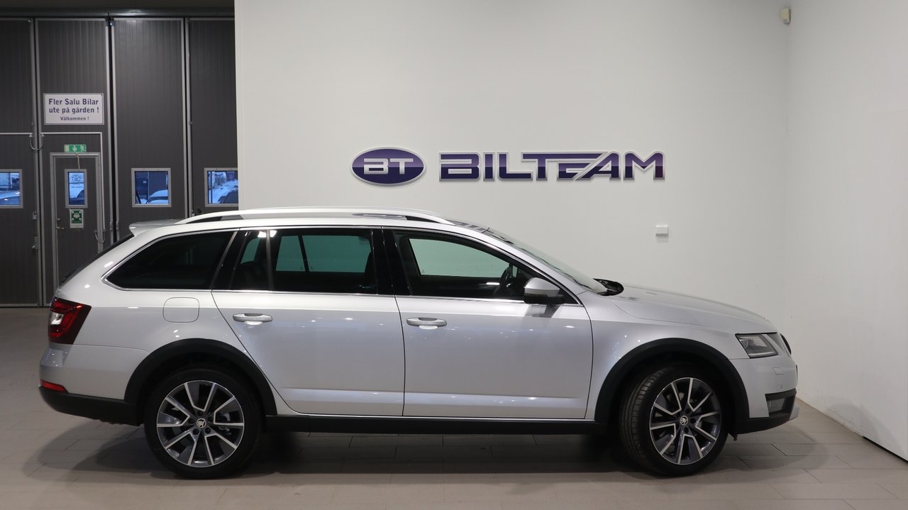 Skoda Octavia SCOUT COMBI TSI180 DSG 4X4 2018, bild 3/10