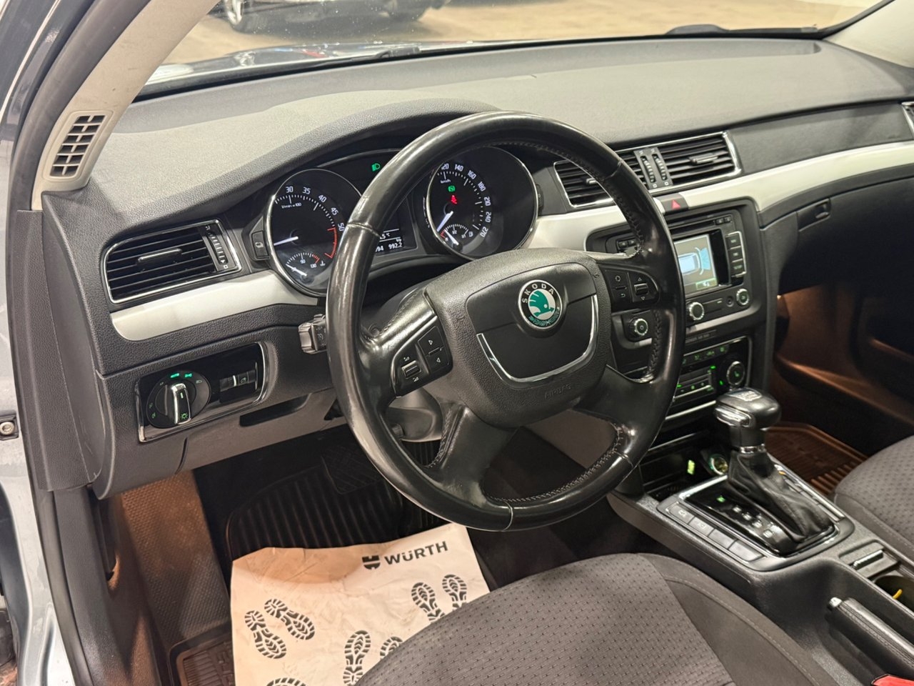 Skoda Superb Kombi 2.0 TDI 4x4 Elegance 2012, bild 7/10