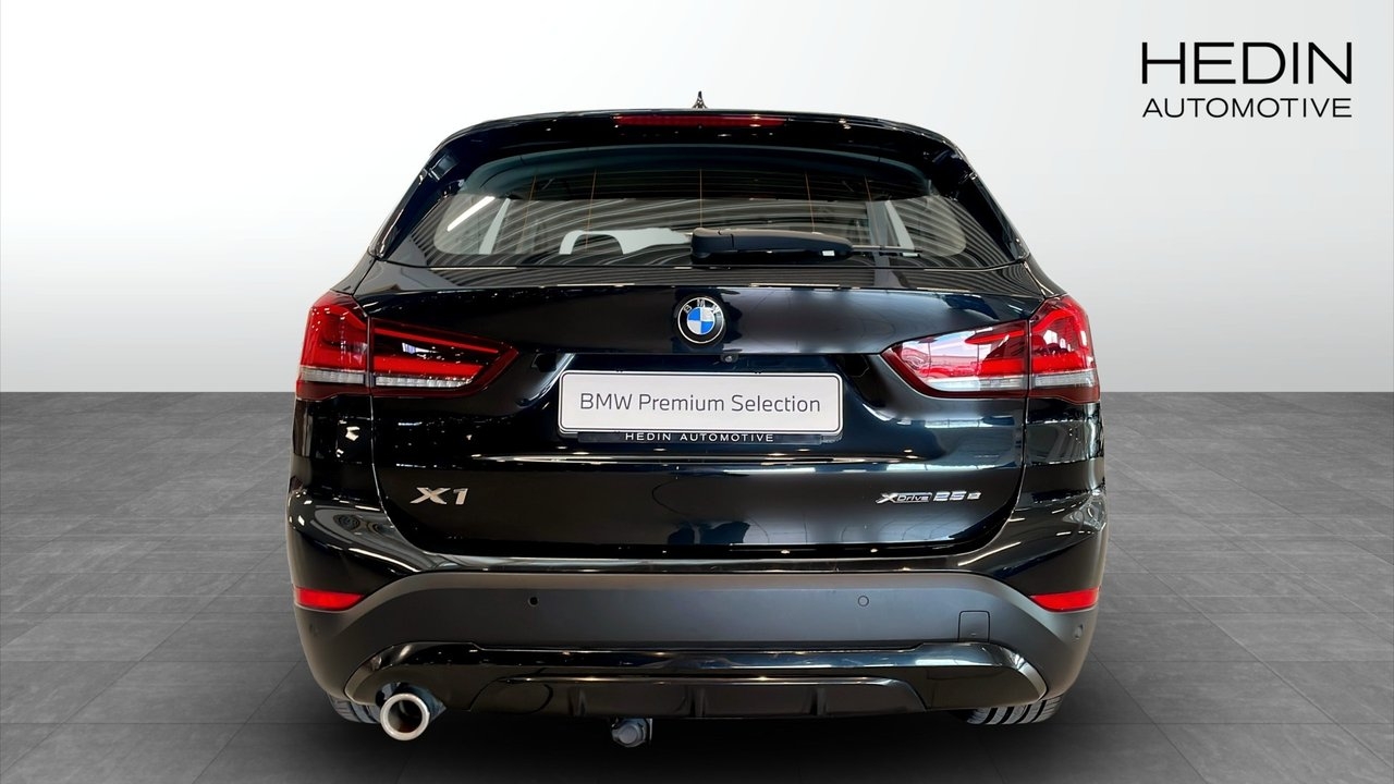 BMW X1 25e xDrive Backkamera 2021, kuva 7/10
