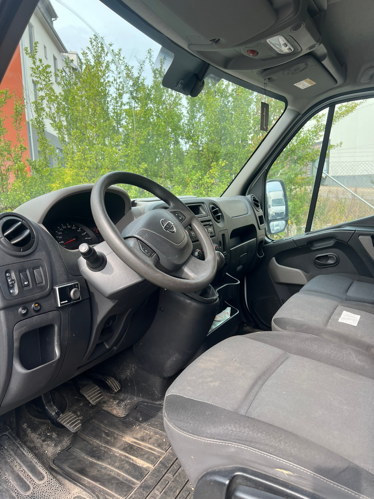 Nissan NV400 Chassi 2.3 dCi Manuell 2017, bild 3/6