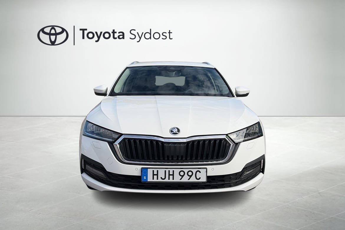 Skoda Octavia 2021, bild 2/10